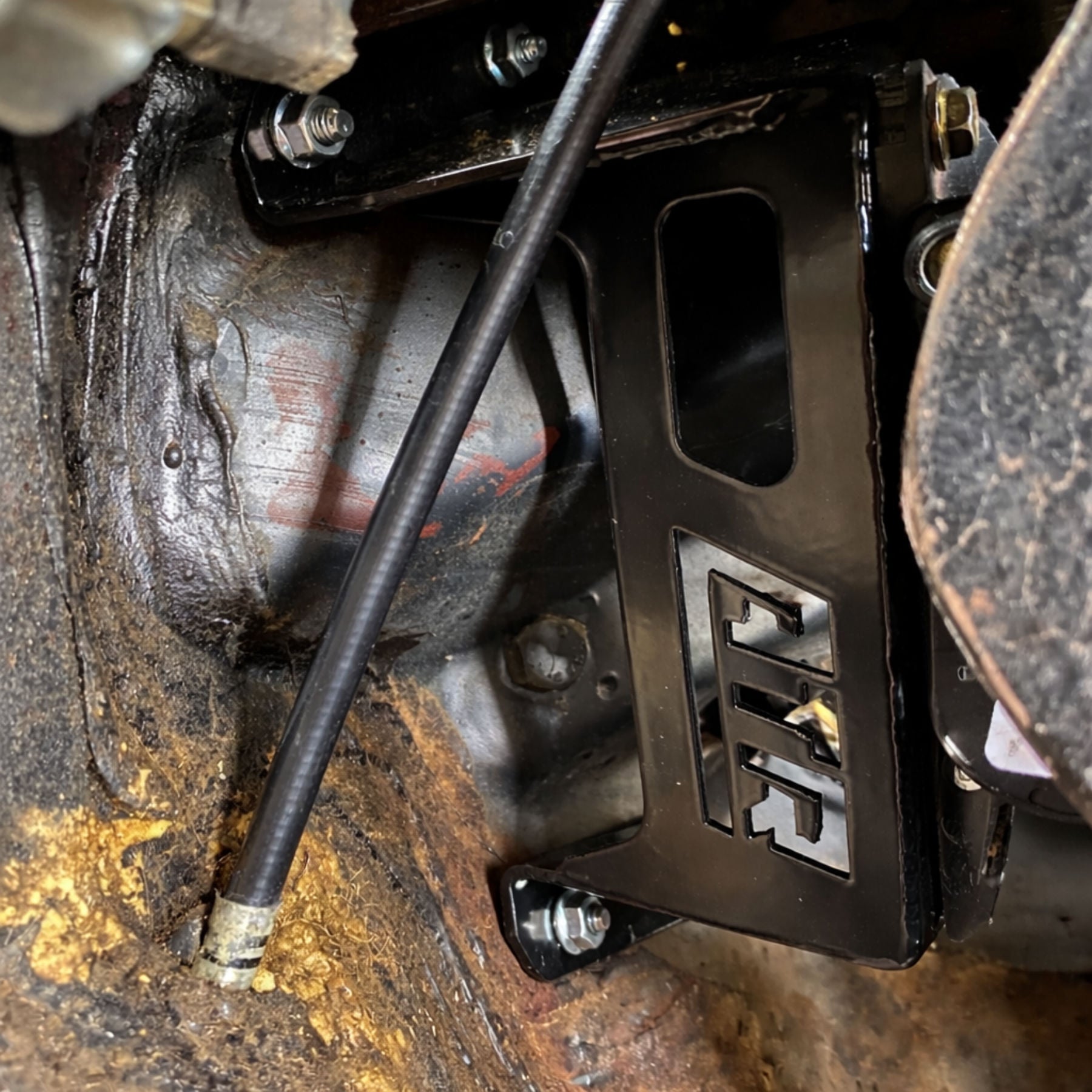 HK-HT-HG Holden LS swap accelerator pedal bracket for VE Commodore drive by wire throttle system