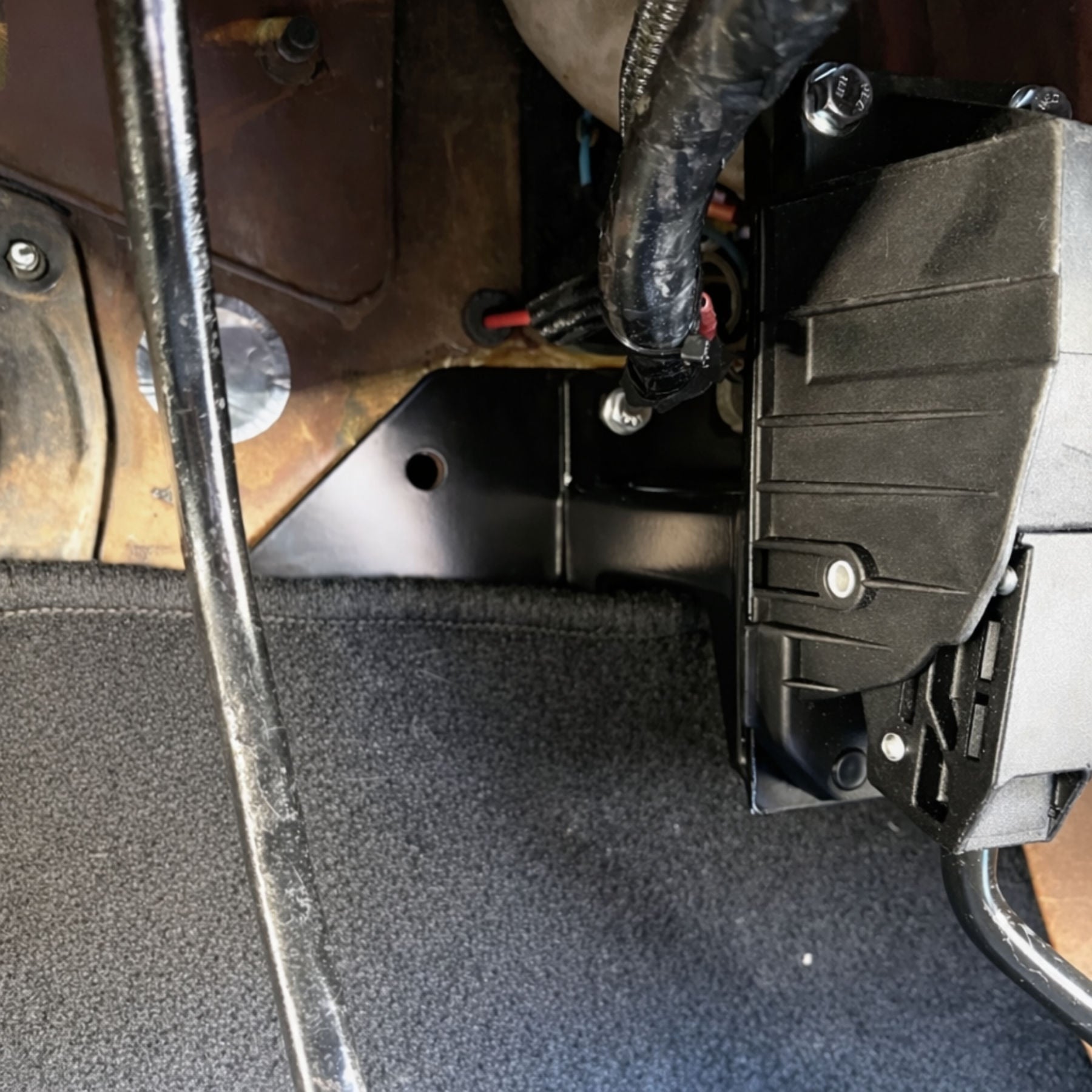 HQ-WB Holden LS conversion accelerator bracket with VZ Commodore drive by wire pedal