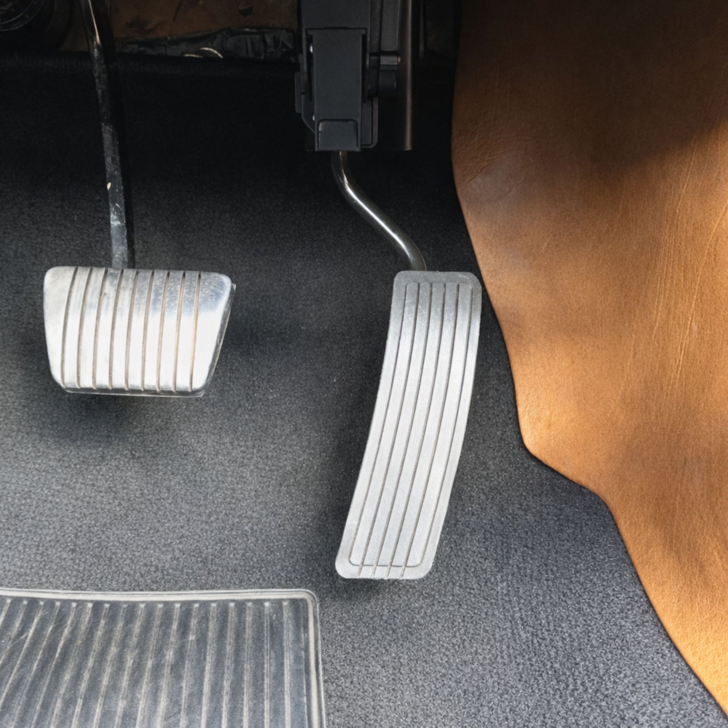 HQ-WB drive by wire accelerator pedal bracket for VZ Commodore electronic throttle pedal