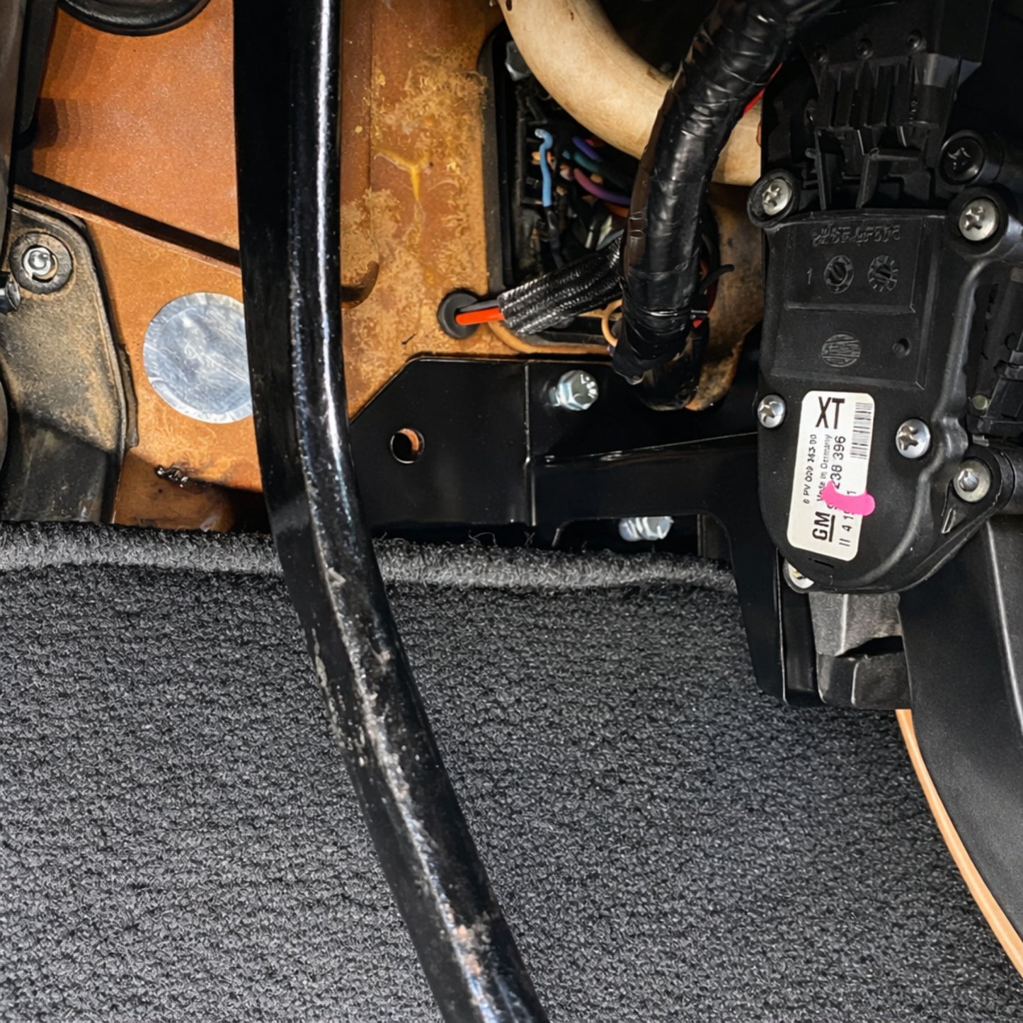 ATR HQ-WB drive by wire accelerator pedal bracket for VE Commodore electronic throttle pedal